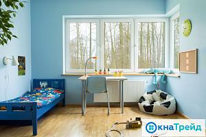 Какими должны быть идеальные окна для детской комнаты